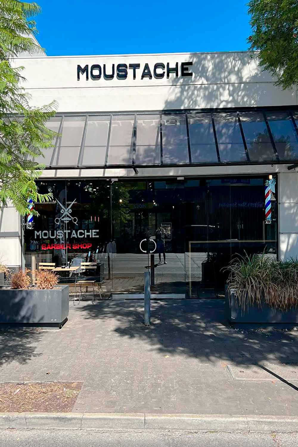 Moustache Barber 1