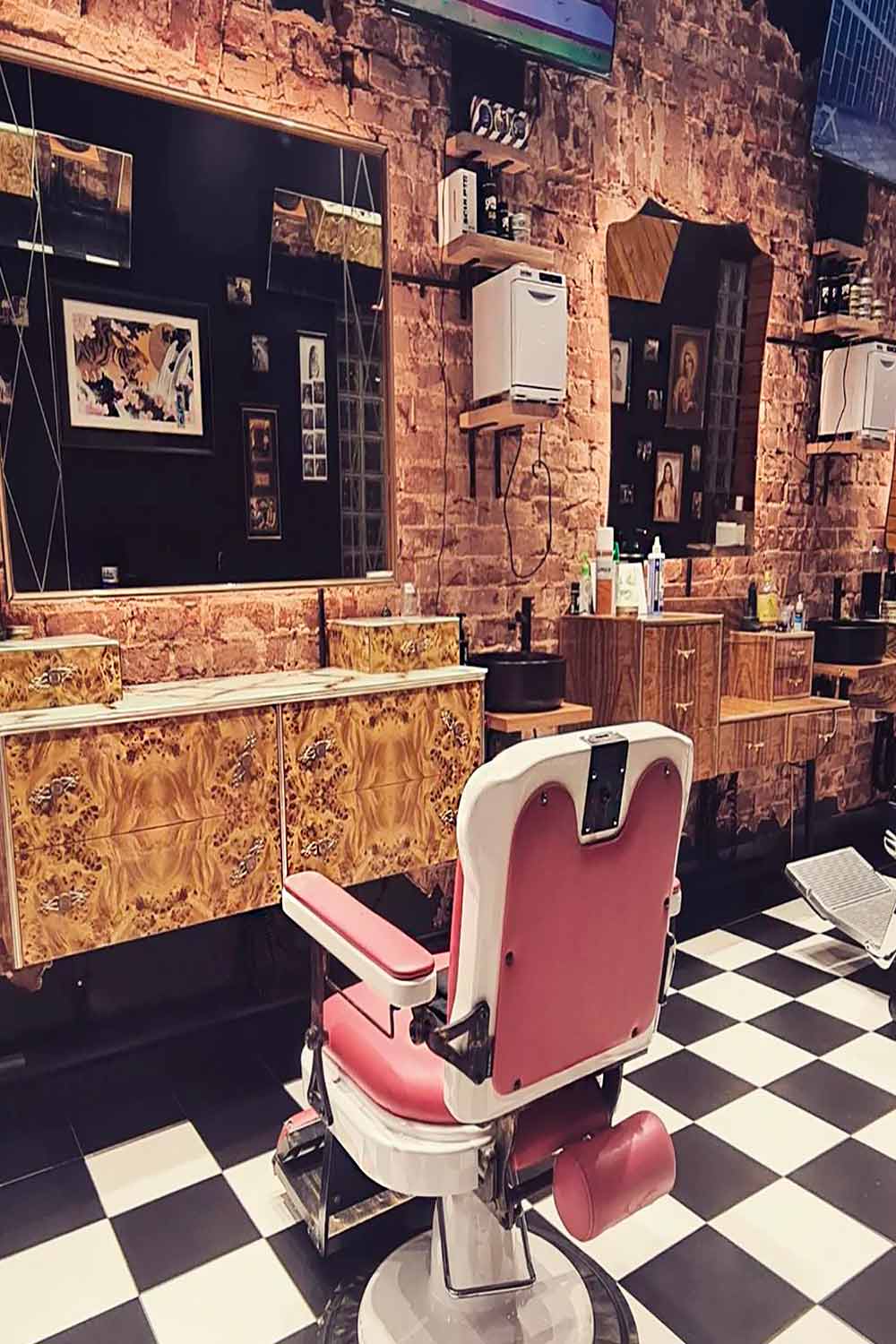 Robbie’s Chop Shop 1