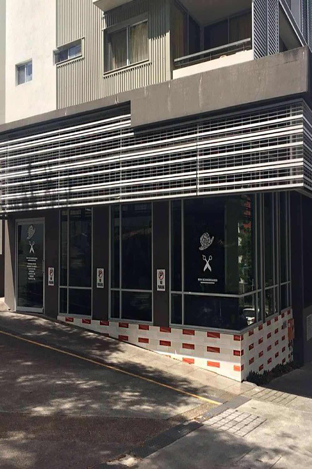 Ben Scissorhands - Barber Shop 2