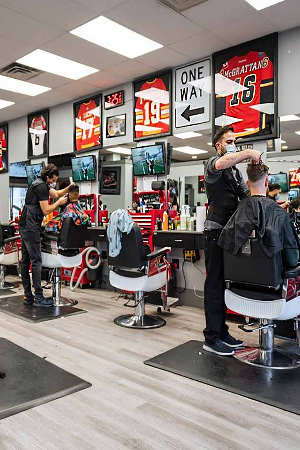 Marda Loop Barber Shop 2