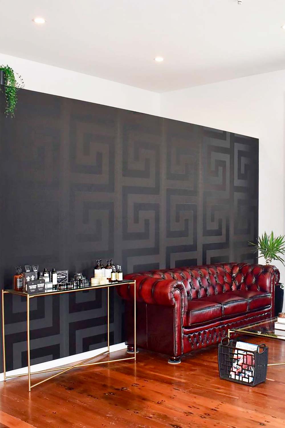 Golden Blade Barber Lounge 4