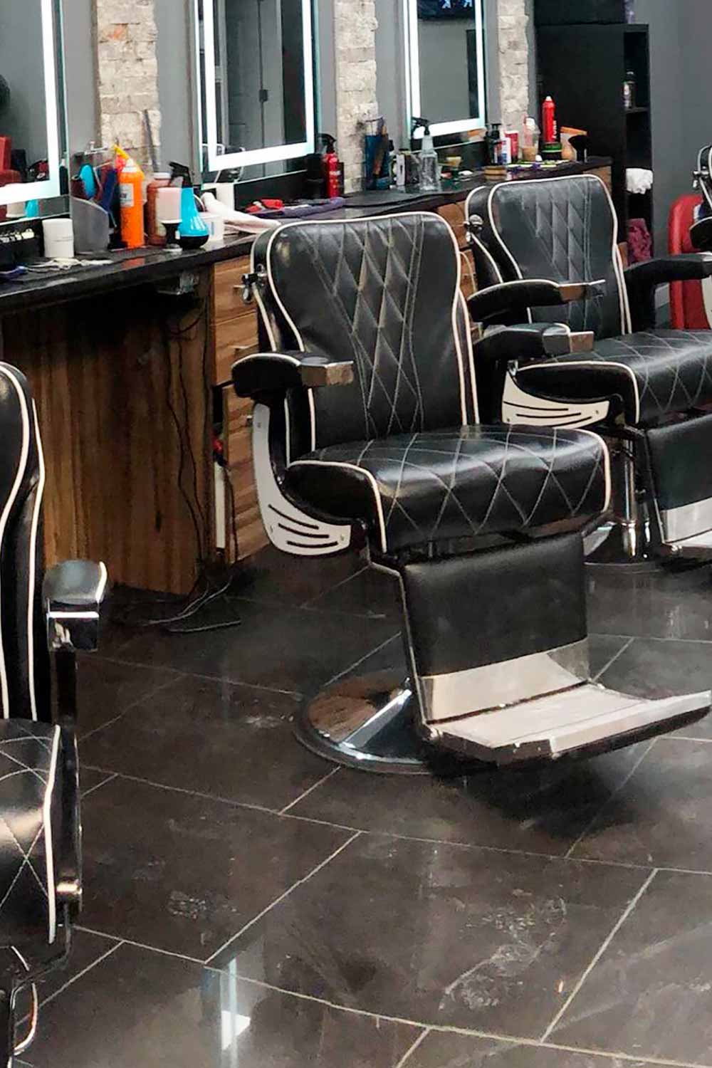 Gentleman’s Barbershop 1