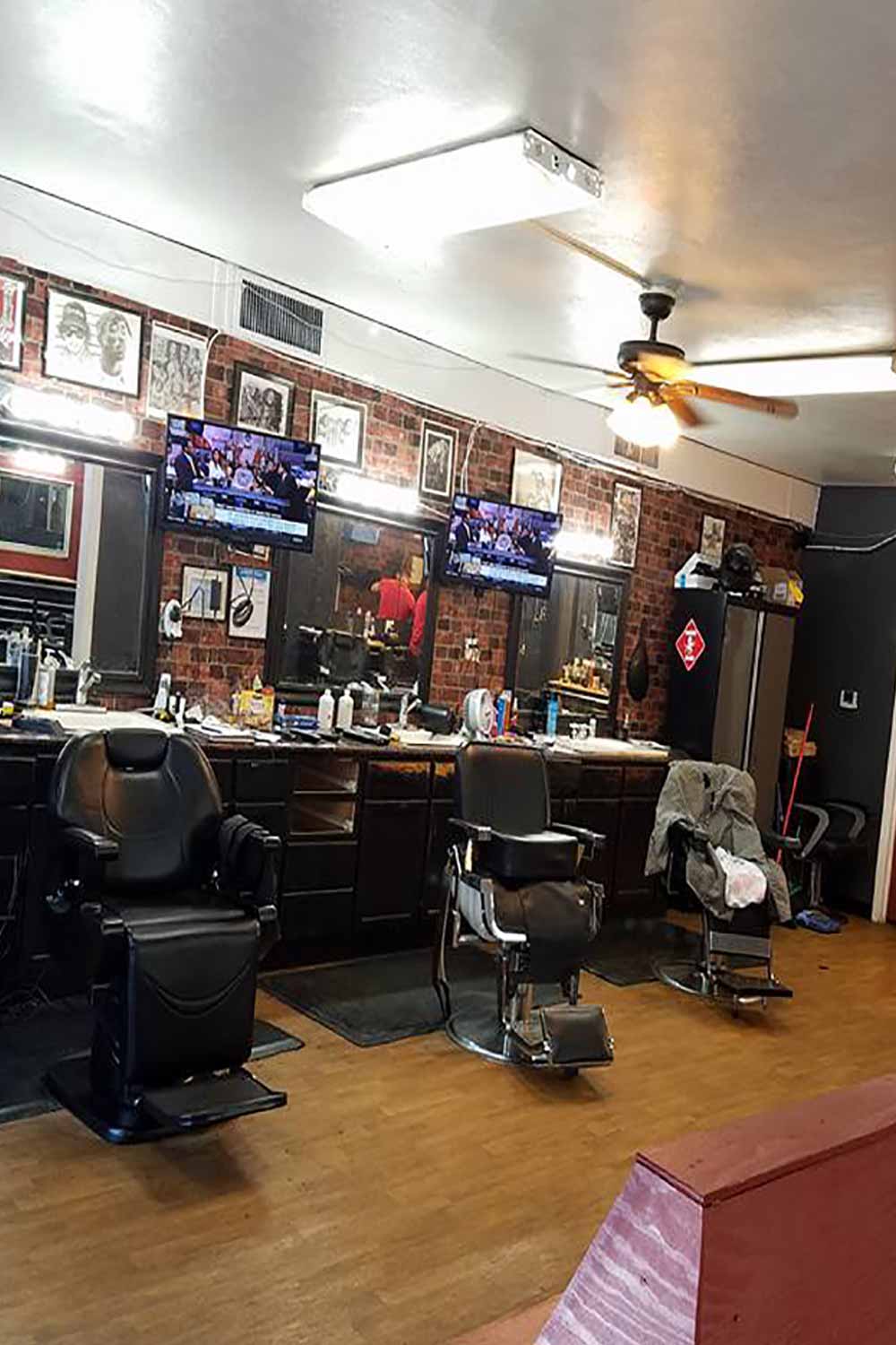 Draque's Barber Shop 3