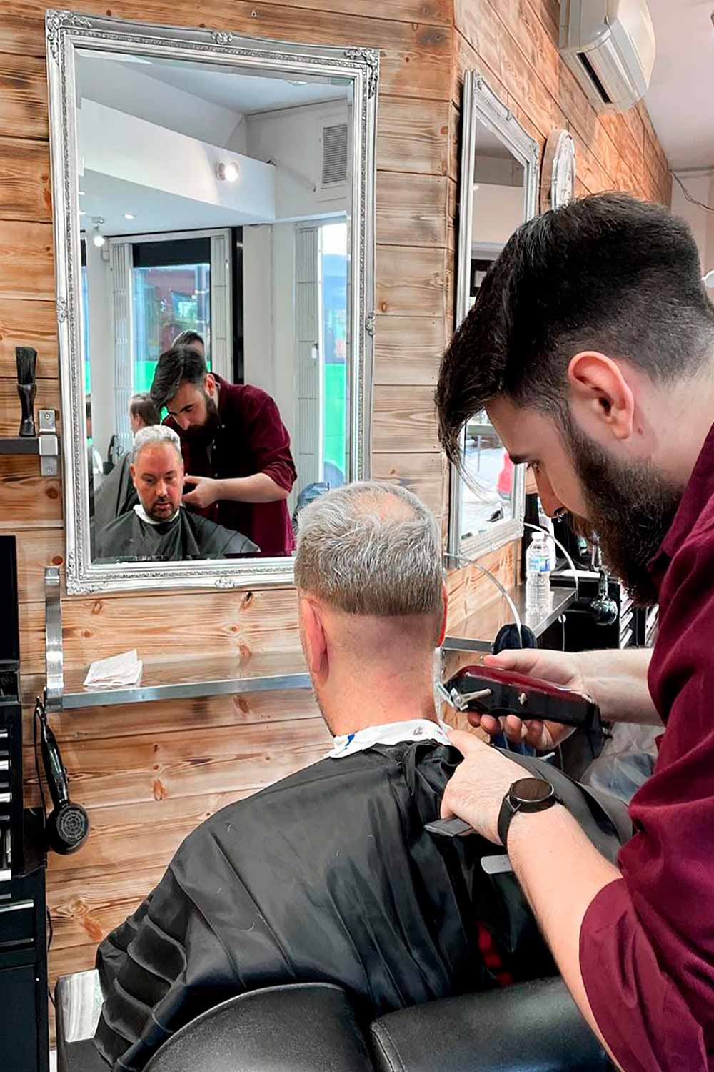 The Barbers Leeds 4