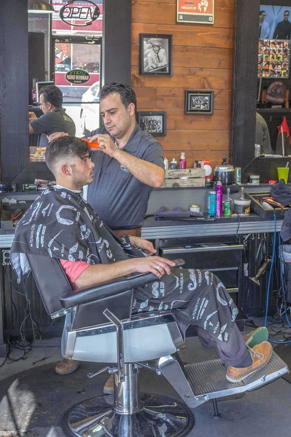 Lucky's Barber Shop 2