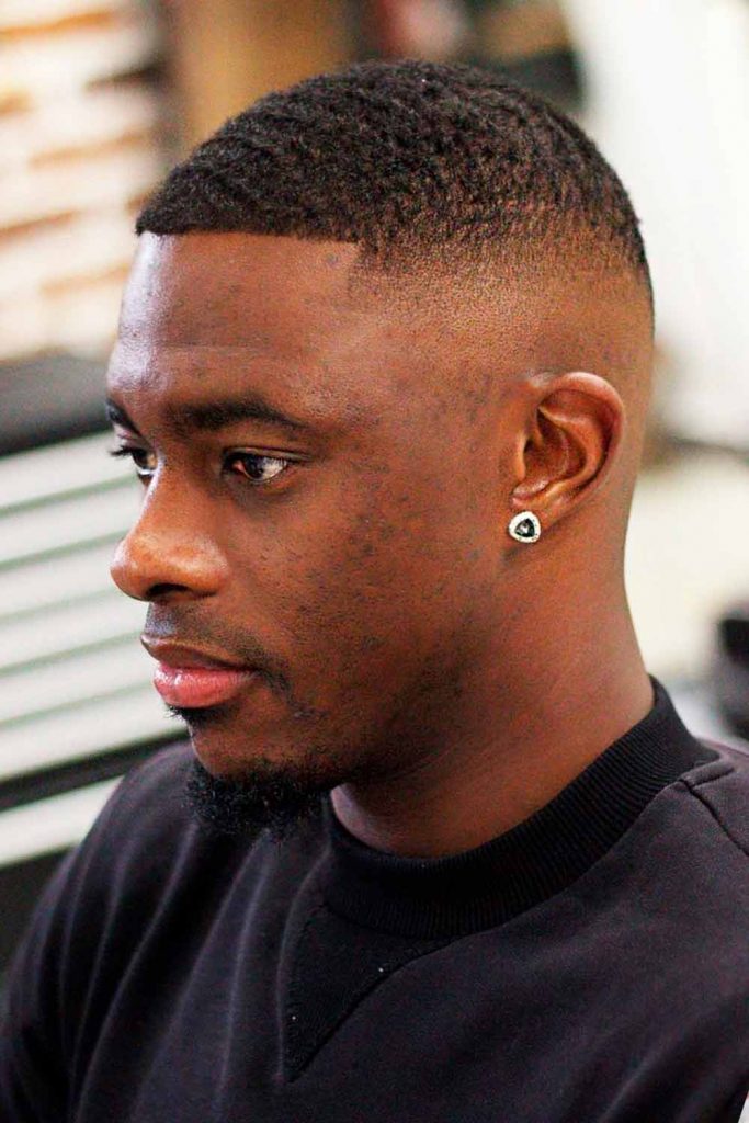 High Fade With Wavy Top #blackmenhaircuts #blackmenhairstyles #afrohaircuts #haircutsforblackmen