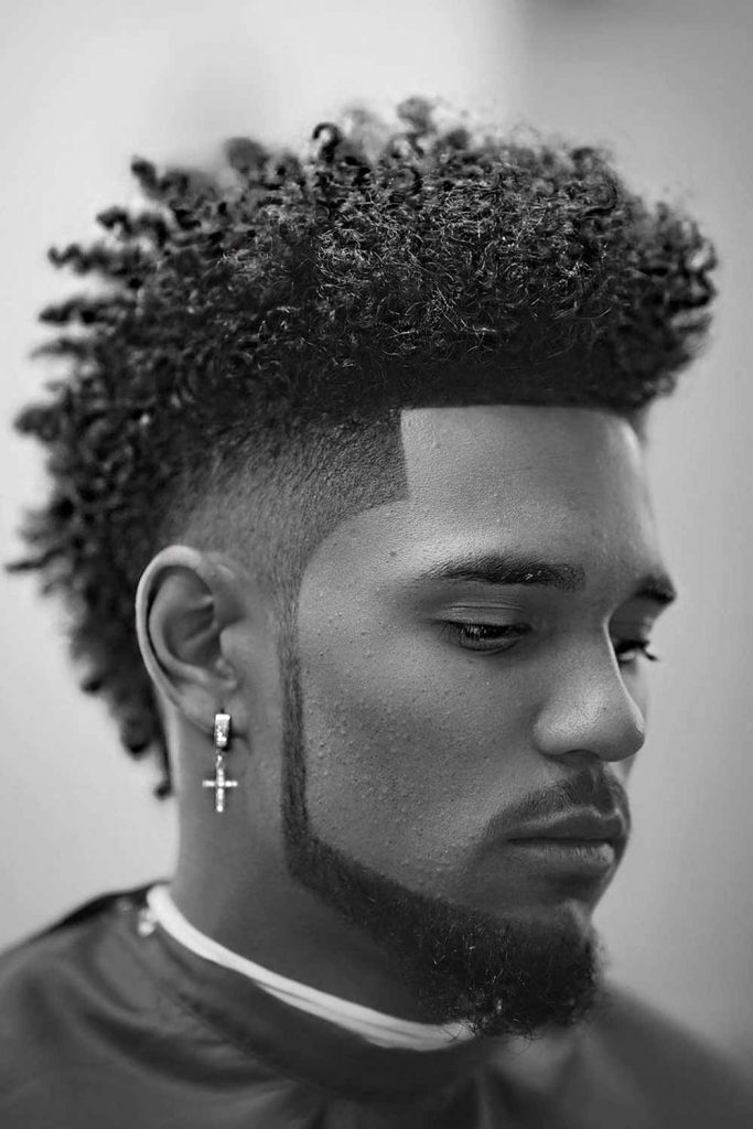 Skin Fade Black Men Frohawk #fadehaircutblackmen #afrofade 