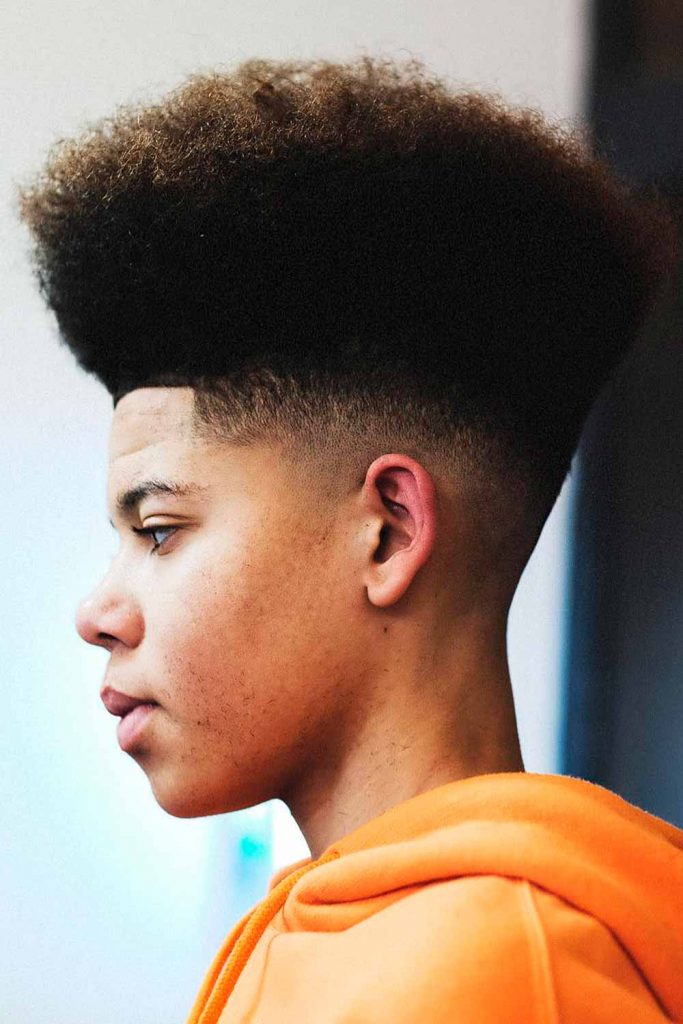 High Top Fade Haircut Black Men #fadehaircutblackmen #afrofade 