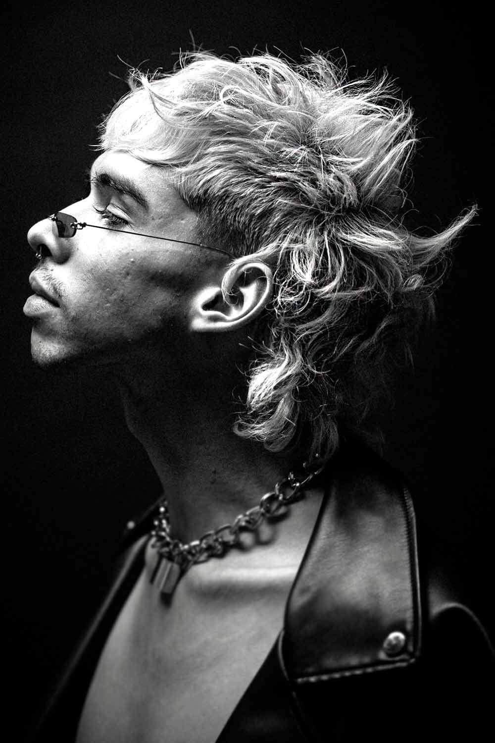 Haircuts For Messy Hair Men #hairtypes #hairtypesmen