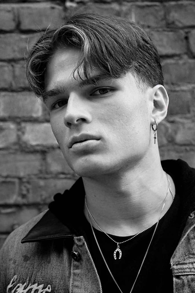 Curtain Bangs #bigforeheadhairstyles #bigforeheadshairstyles #bigforeheadmen