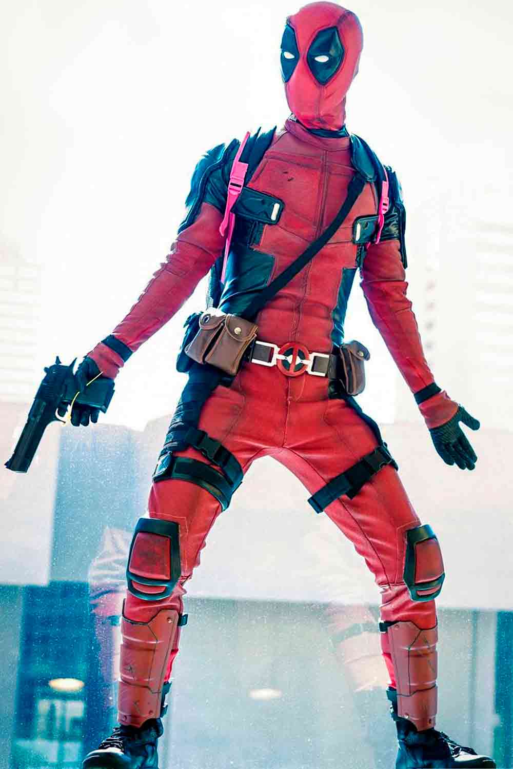 Deadpool #menshalloweencostumes #haloweencostumeideasmen #halloweencostumes