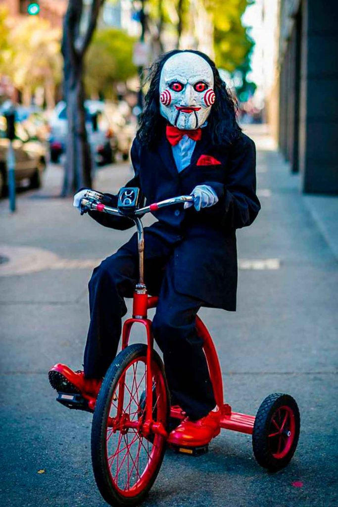 Saw #menshalloweencostumes #haloweencostumeideasmen #halloweencostumes