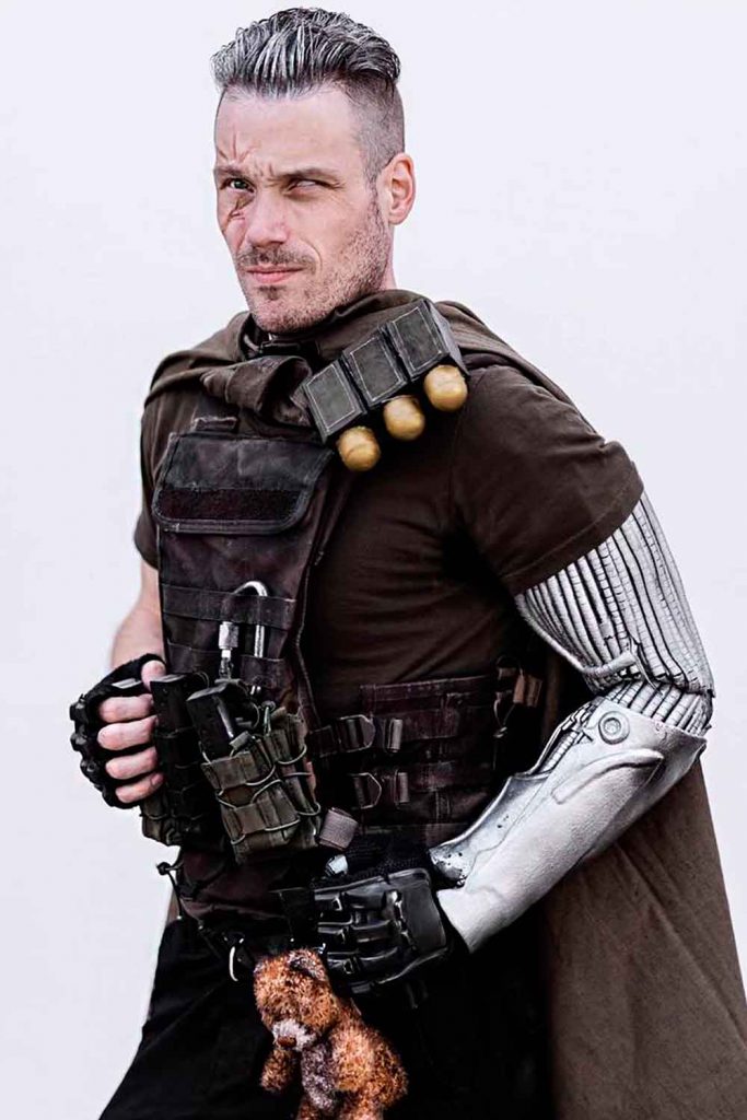 Thanos #menshalloweencostumes #haloweencostumeideasmen #halloweencostumes