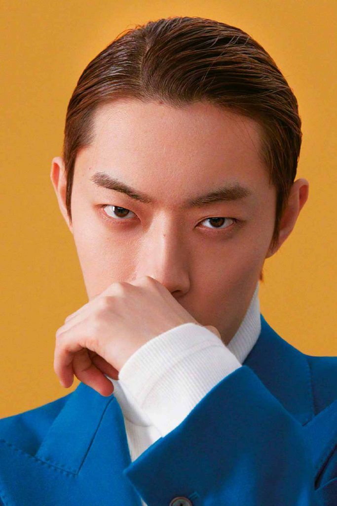 Side Parted Slicked Back Korean Hairstyles Slicked Back With Side Part #koreanhaircut #koreanmenhaircut #koreanhairstyles #koreanhairmen