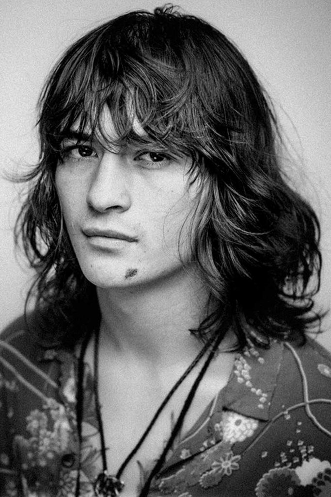 Long Hairstyles For Men With Textured Waves #longhairstylesformen #menslonghairstyles #longhairmen #menwithlonghair