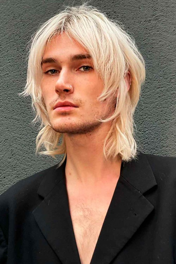 Layered Wolf Cut #mediumhairmen #mediumhaircutsformen #mensmediumhairstyles #mediumlengthhairstylesformen