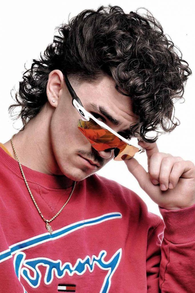 Mullet Hairstyle #mediumlengthhairstylesformen #mensmediumhairstyles #mensmediumlengthhair #mediumhairmen