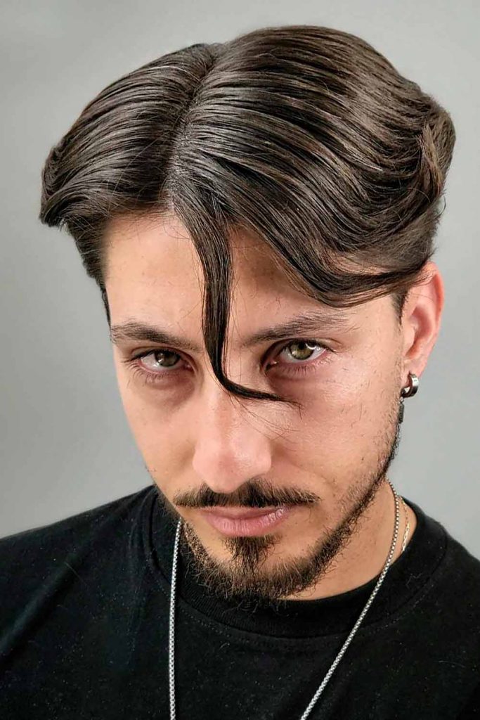 Medium Hair Men #mediumhairmen #mediumhaircutsformen #mensmediumhairstyles #mediumlengthhairstylesformen