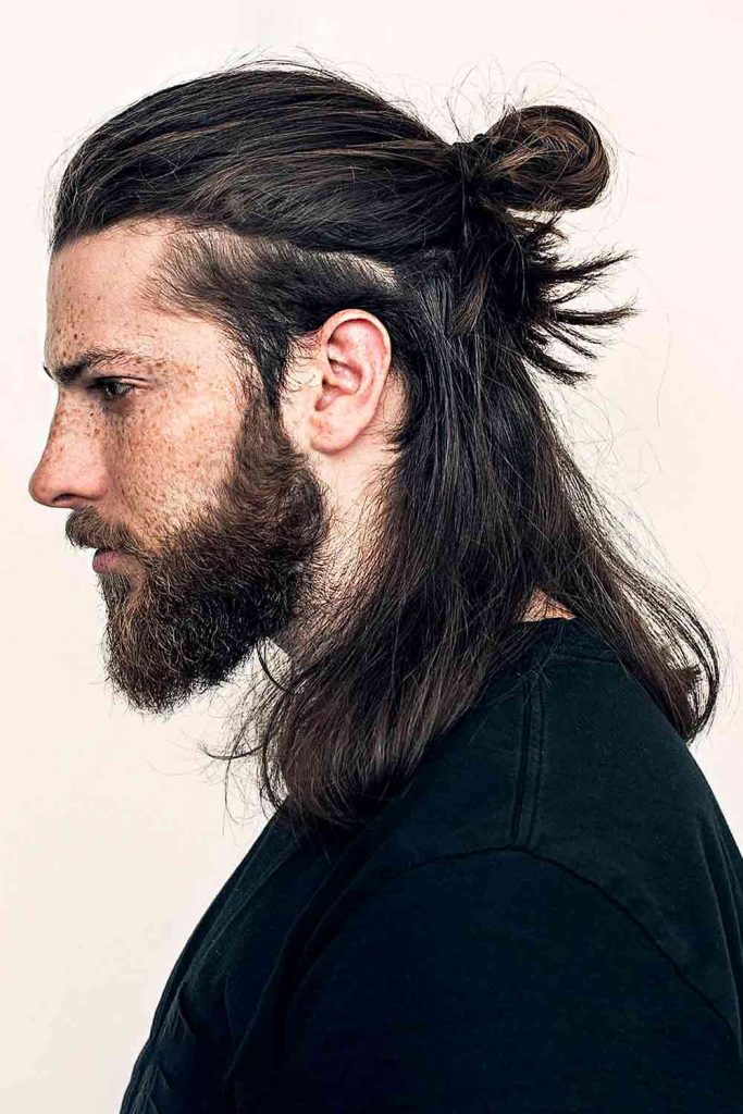 Top Knot #menslonghairstyles #longhairstylesformen #longhairmen