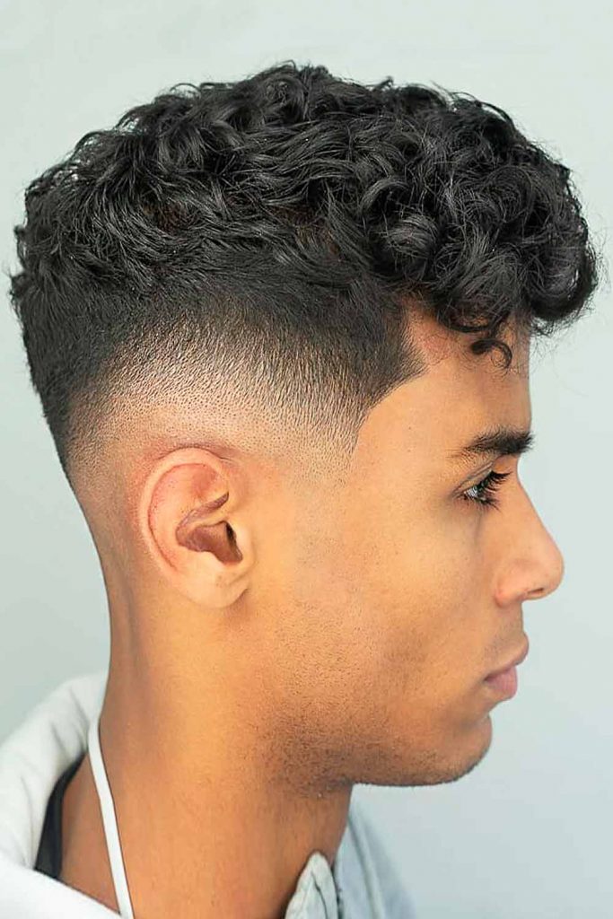 Mid Fade Curly Hair #curlyhairmen #curlyhairstylesformen #menwithcurlyhair
