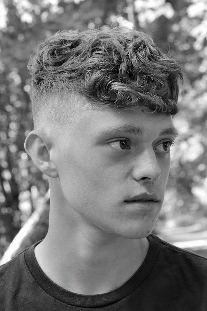 Heavy Angular Fringe #shortcurlyhairmen #curlyhairmen #shortcurlyhairstyles 