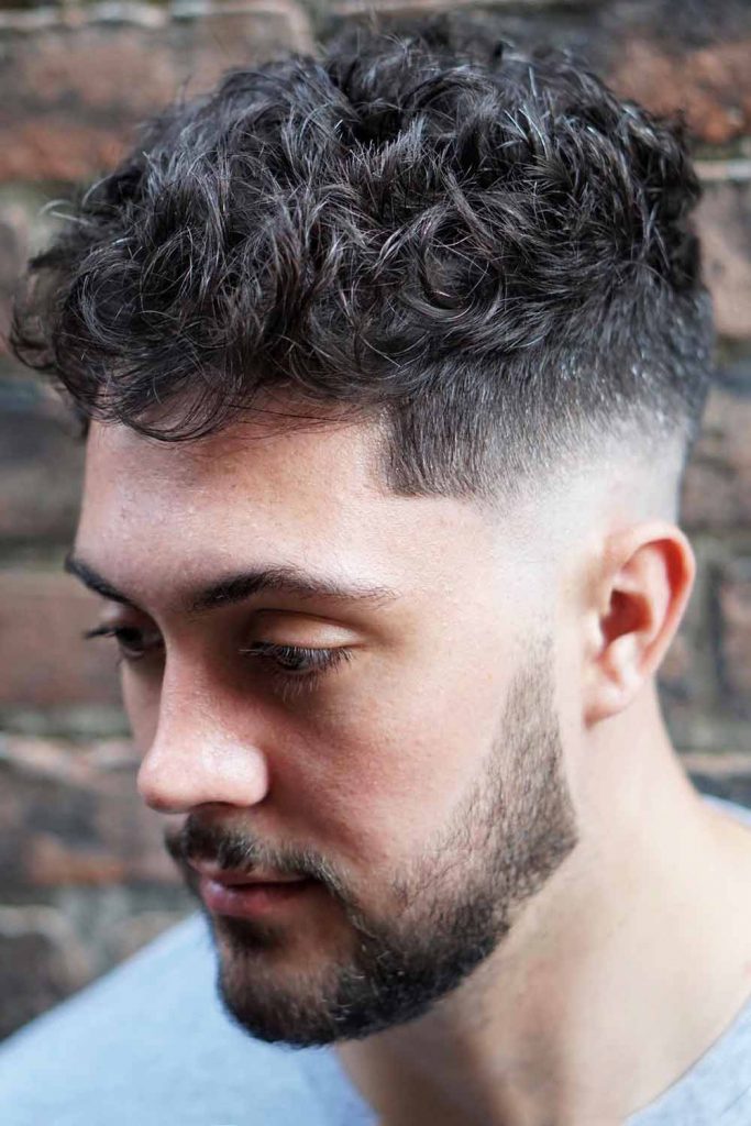 Choppy Short Curly Hairstyles For Men #shortcurlyhaircuts #shortcurlyhairstyles #shortcurlyhair men #shortcurlyhair