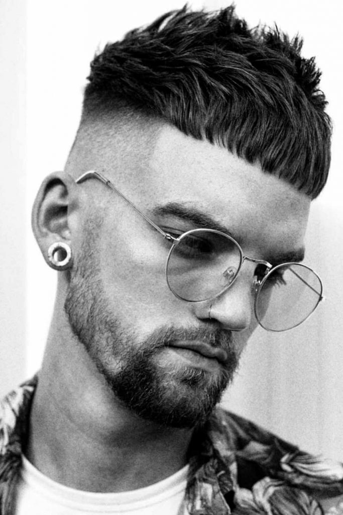 High Fade Haircut Cropped Bang #shorthaircutsformen #mensshorthaircuts #shorthairmen