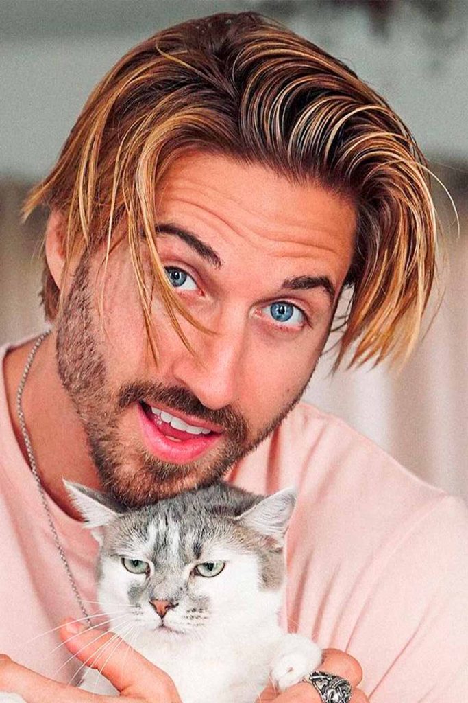 Parted Straight Hair Haircuts For Guys #straighthairmen #menwithstraighthair #straighthairstyles #hairstylesforstraighthairmen