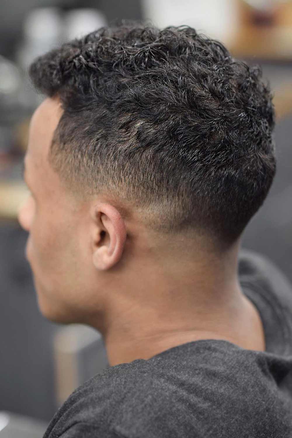 Short Curly Hair Taper Men #taperfadecurlyhair #taperfade #curlyhair #taper #fade