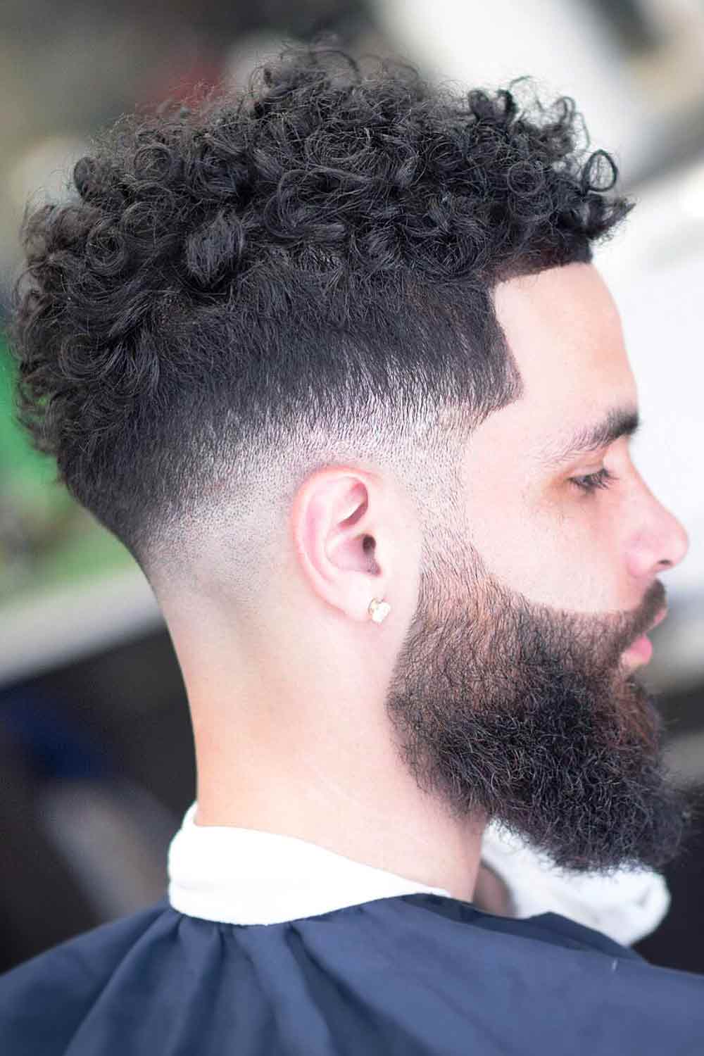 Curly Drop Fade with Shaved Sides #taperfadecurlyhair #taperfade #curlyhair #taper #fade