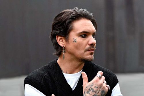 Fresh Hairstyles For Men With Wavy Hair