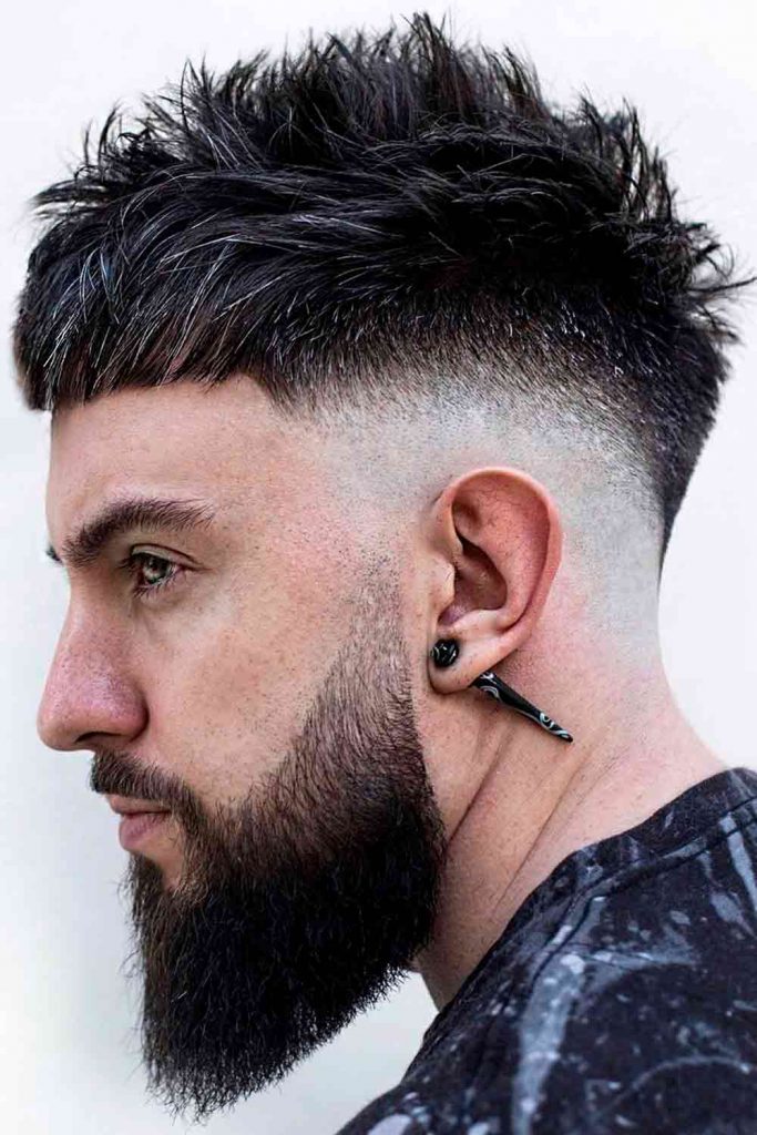 Mid Fade #typesofhaircuts #typesofmenshaircuts #haircutnames #midfade